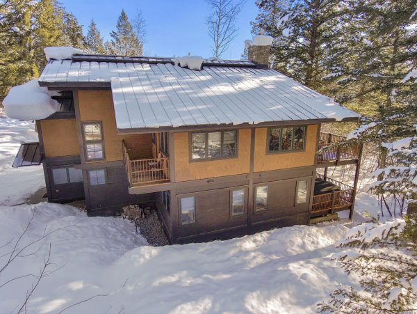 Spacious Five Bedroom Vacation Rental in Teton Village